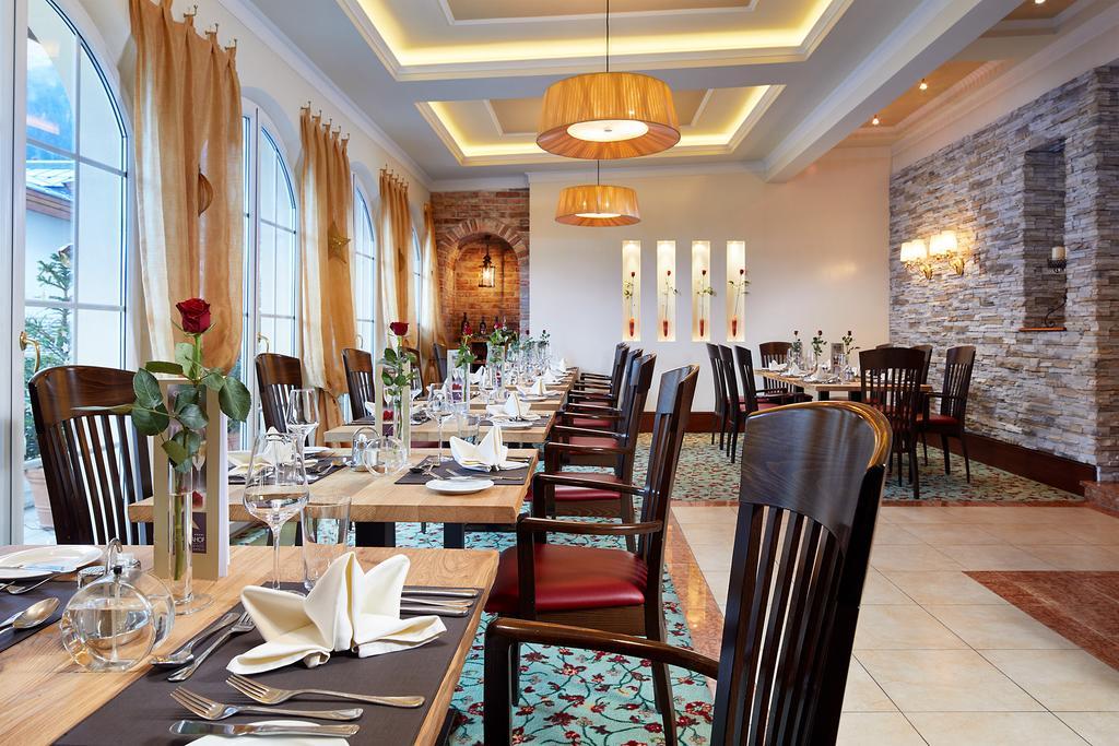 Hotel Barbarahof 4 Stars Superior-Summercard Inclusive-Adults Only From 14 Years Kaprun Exteriör bild